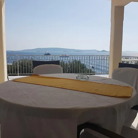 Simlesa Apartment *